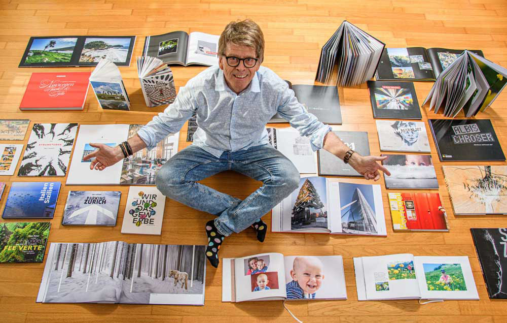 Ralf Turtschi hat über 100 Fotobücher hergestellt