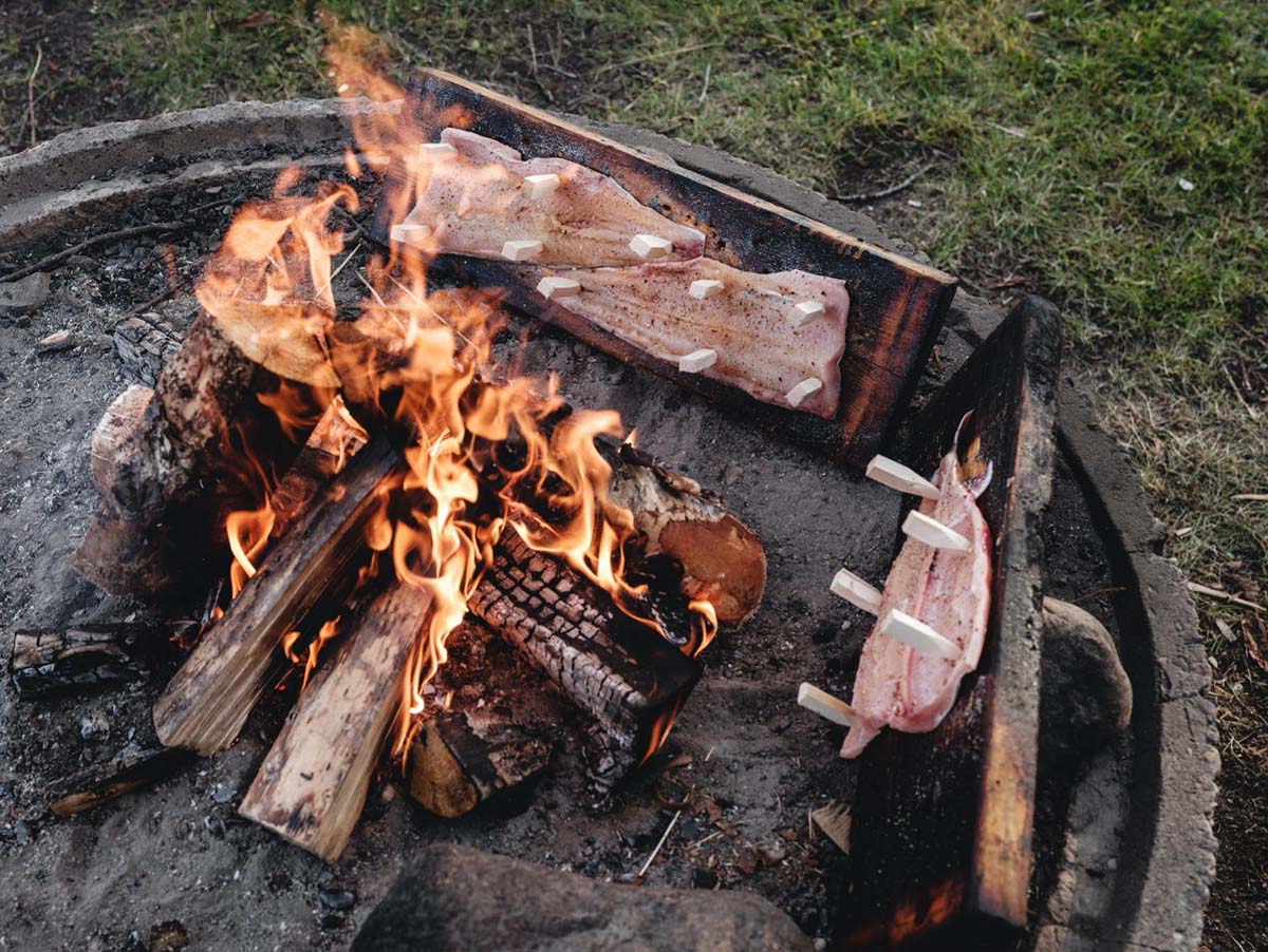 Swedish Lapland - Dinner Flaming Char